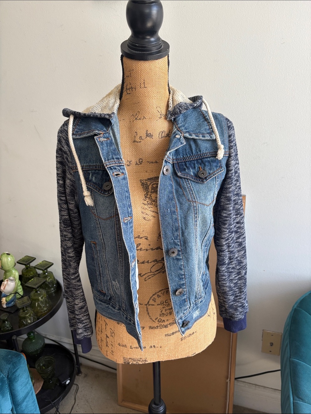 Classic Denim Jacket with Contrast Stitching